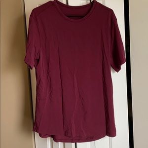 Men’s athletic Lululemon shirt